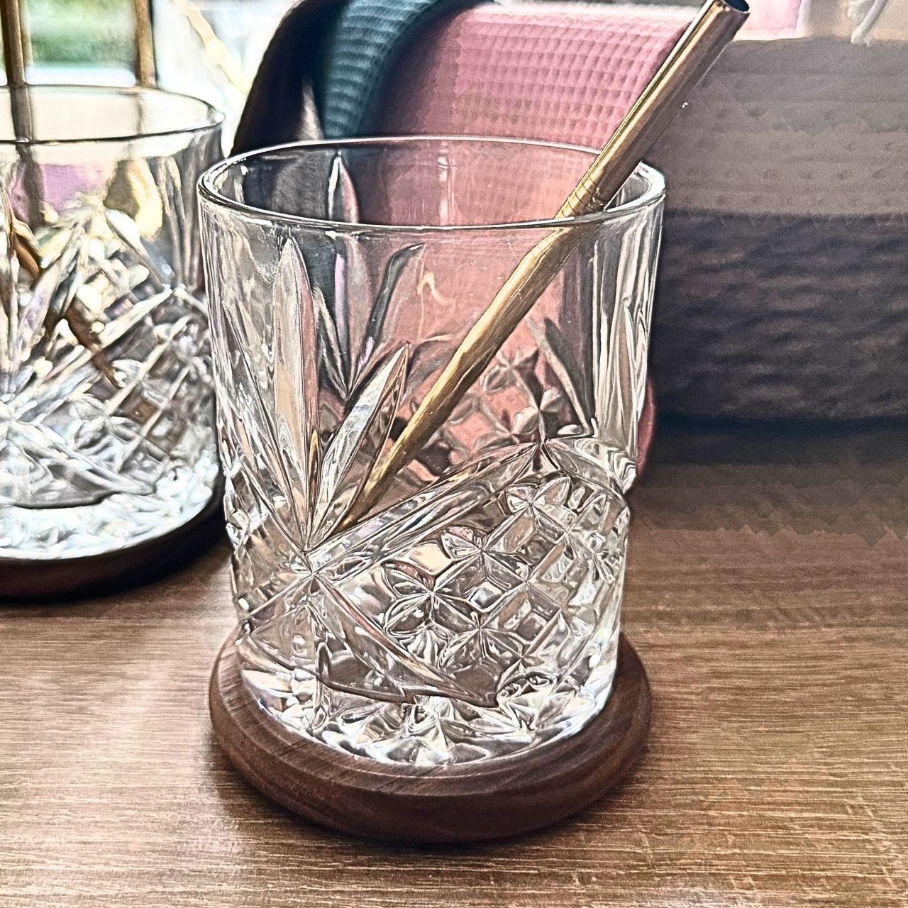 Noah Glas von Vintora Home mit stabilem Design