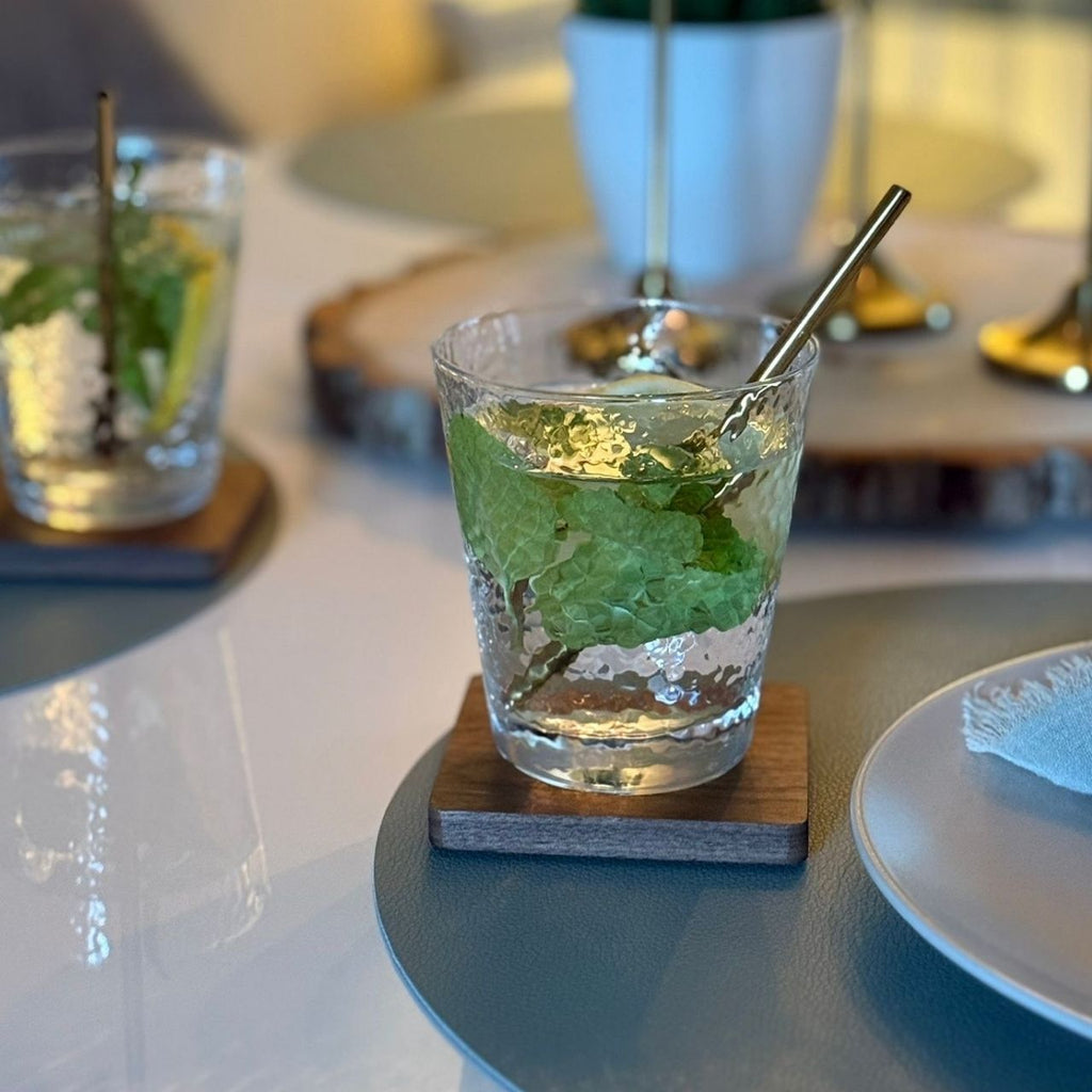 Nuvia Kurz Trinkglas mit eleganter, handgemachter Optik