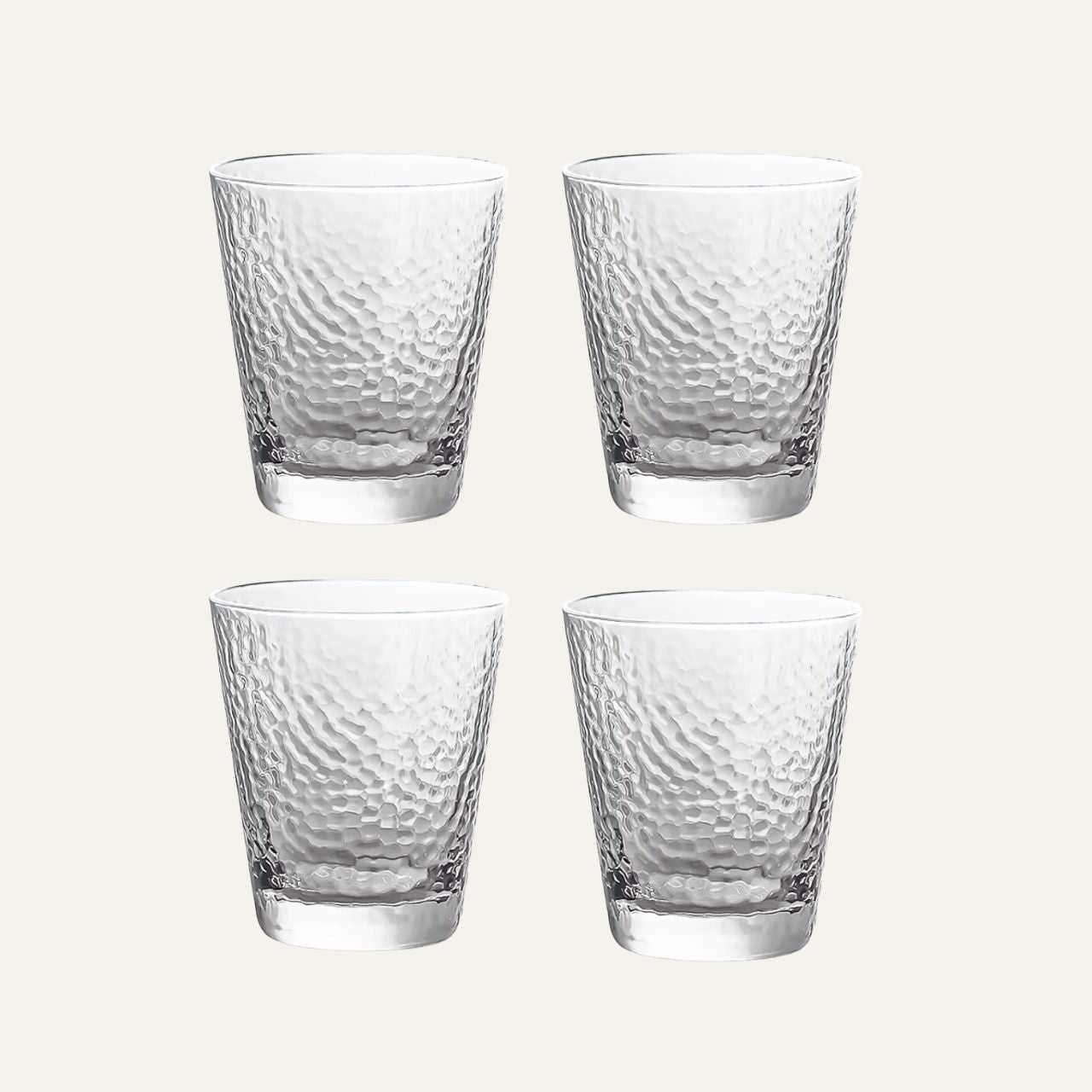 Kompaktes Nuvia Glas mit edler Hammerschlagoptik